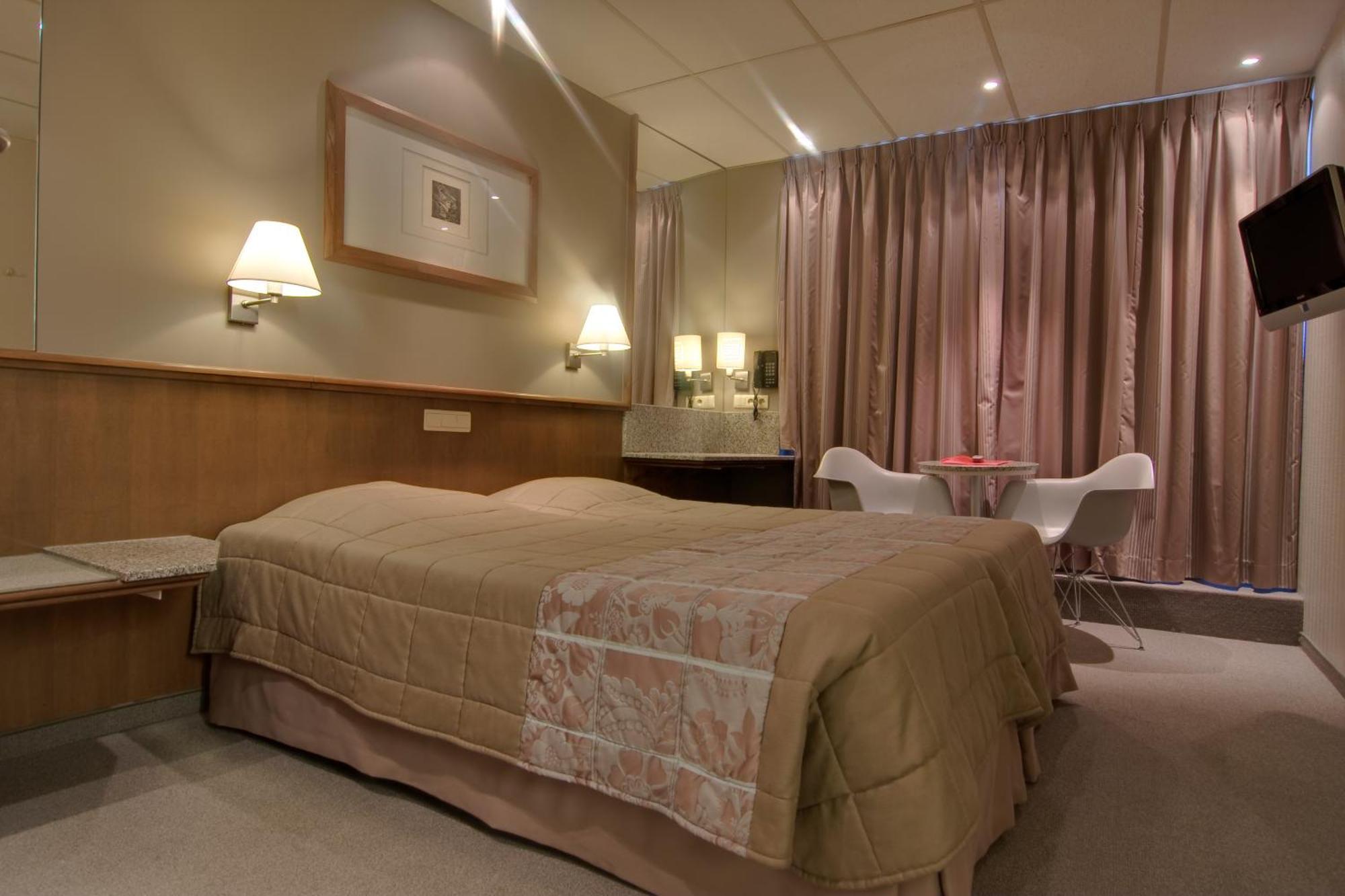 Hotel Glenmore Οστένδη Εξωτερικό φωτογραφία
